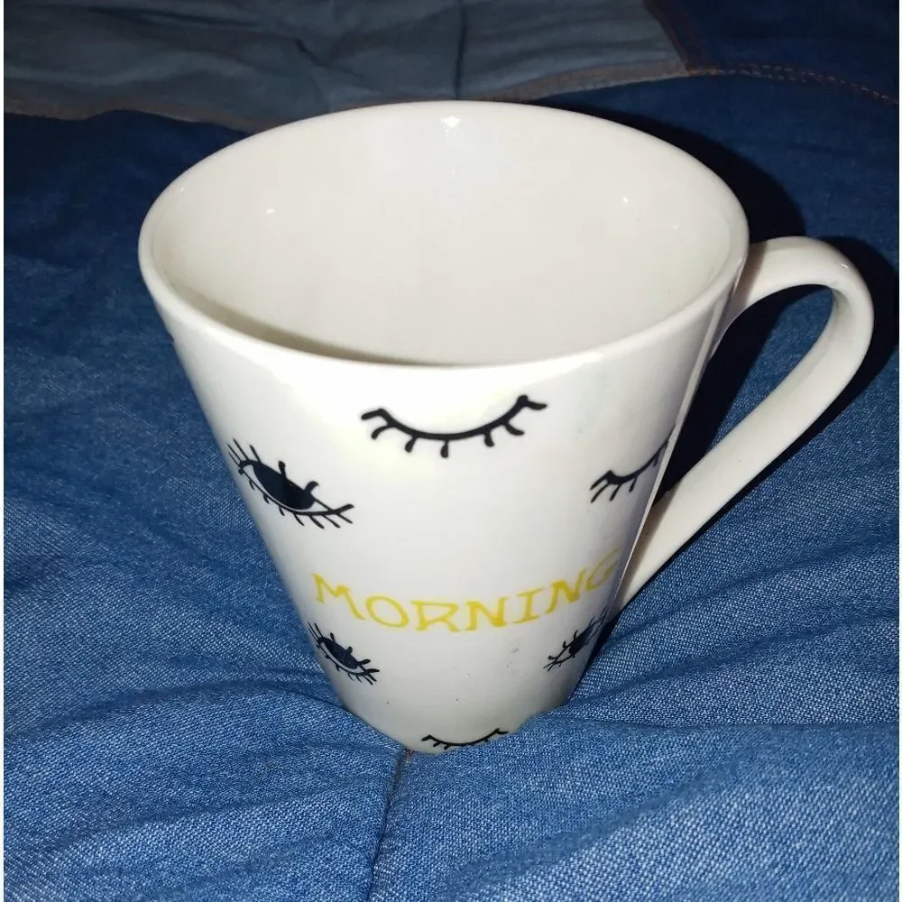 ×6 Tea Cups - Picture 12 of 16